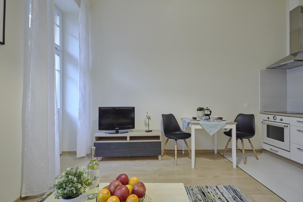 Apartamenty Alicja Krasków Exteriör bild